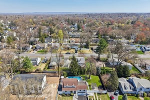 Walnut St-S1304-083.jpg