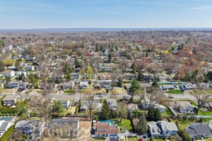 Walnut St-S1304-084.jpg