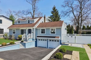 Walnut St-S1304-003r.jpg