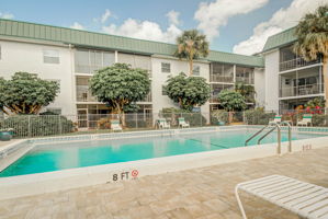 Lanai overlooks the pool and water