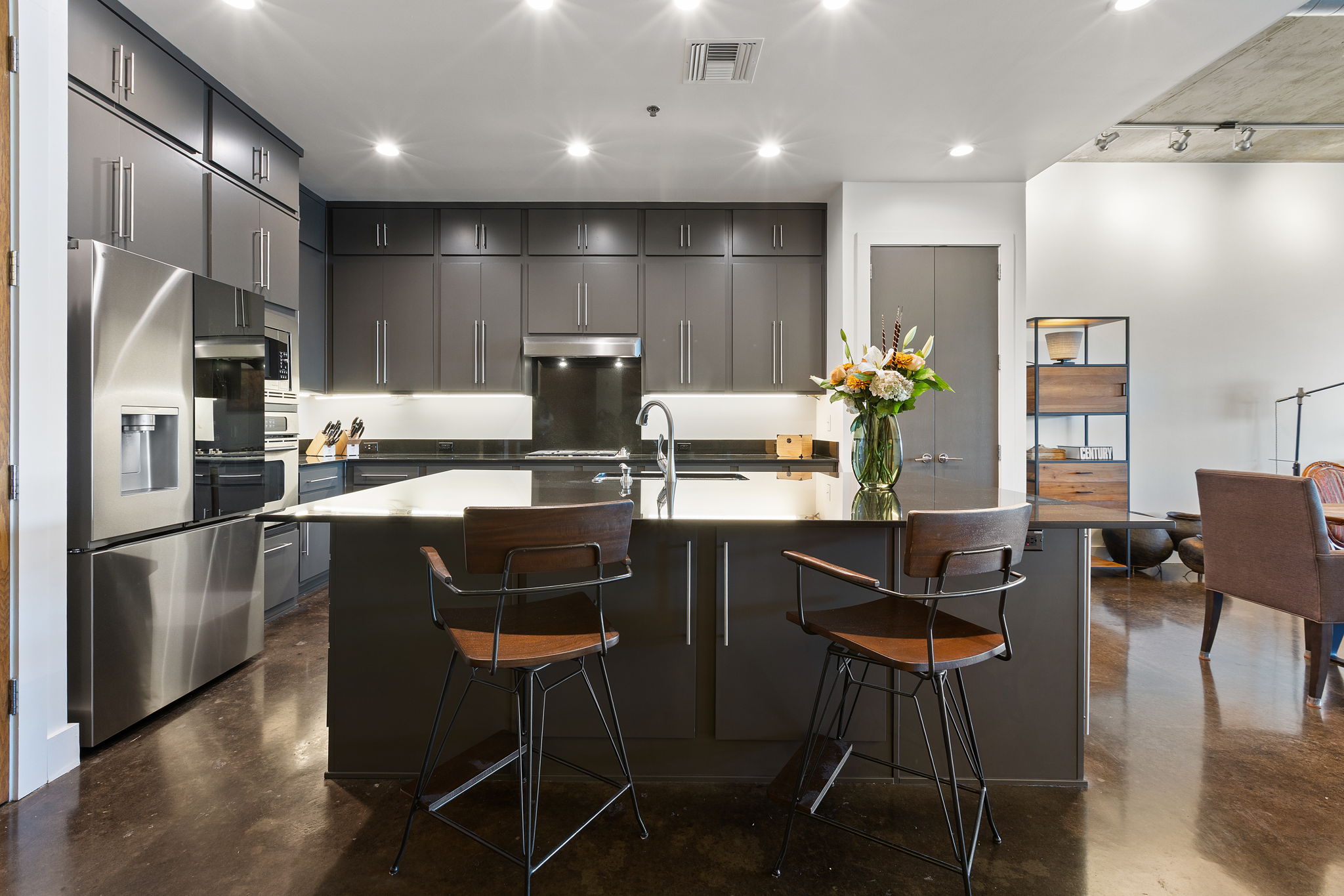 Kitchen/Breakfast Bar