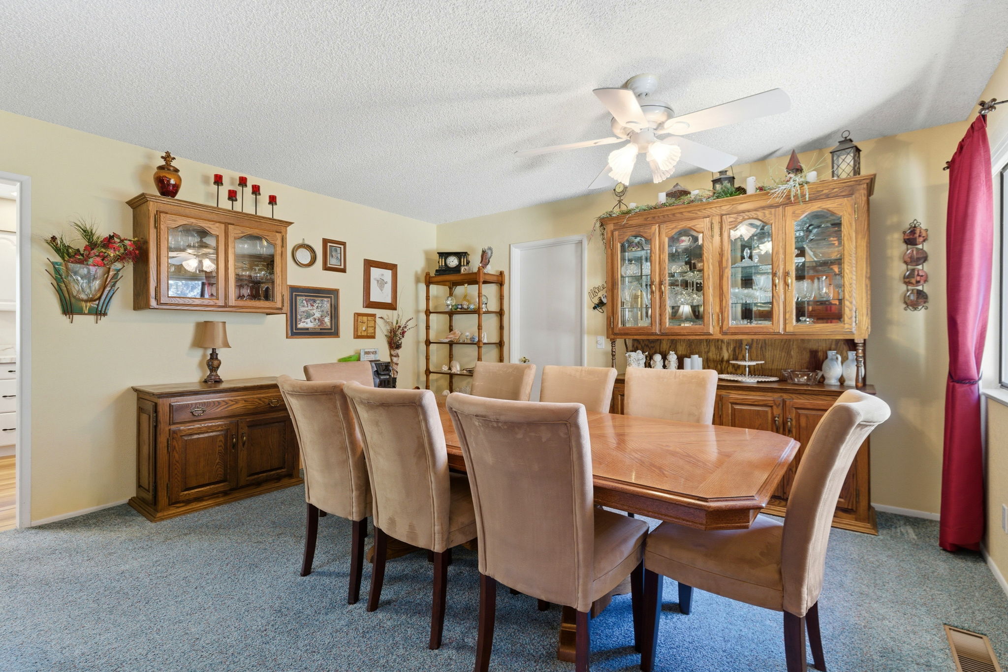 Dining Room (2)