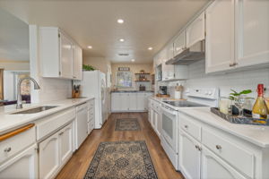 Upgraded kitchen with Quartz counters