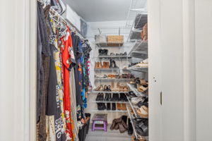Walk in closet