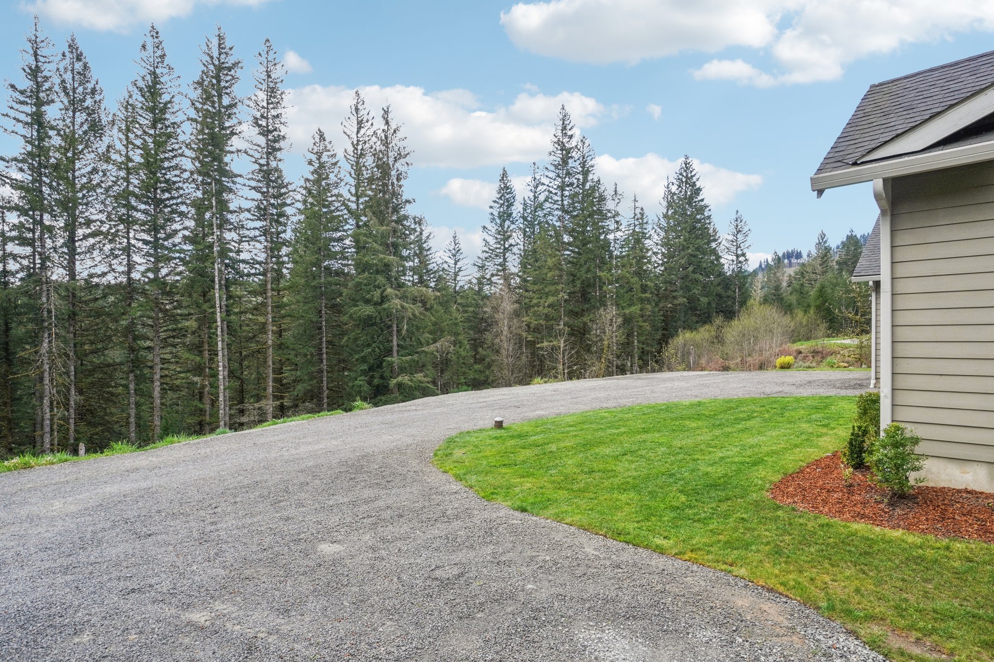 NE Sunset Falls Rd-S1104-007.jpg