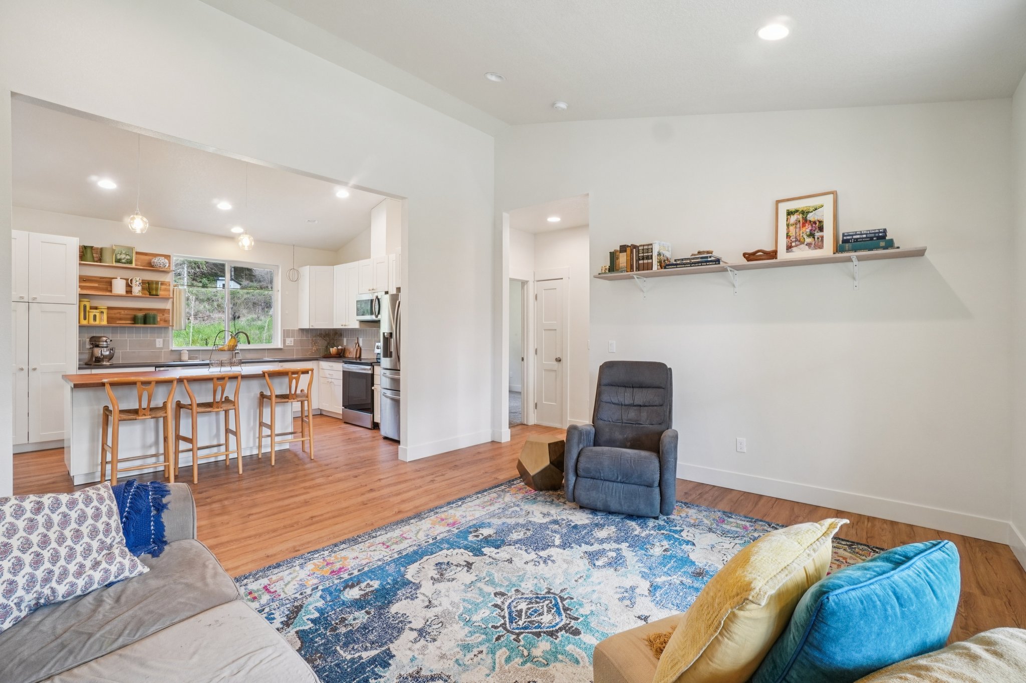 NE Sunset Falls Rd-S1104-016.jpg