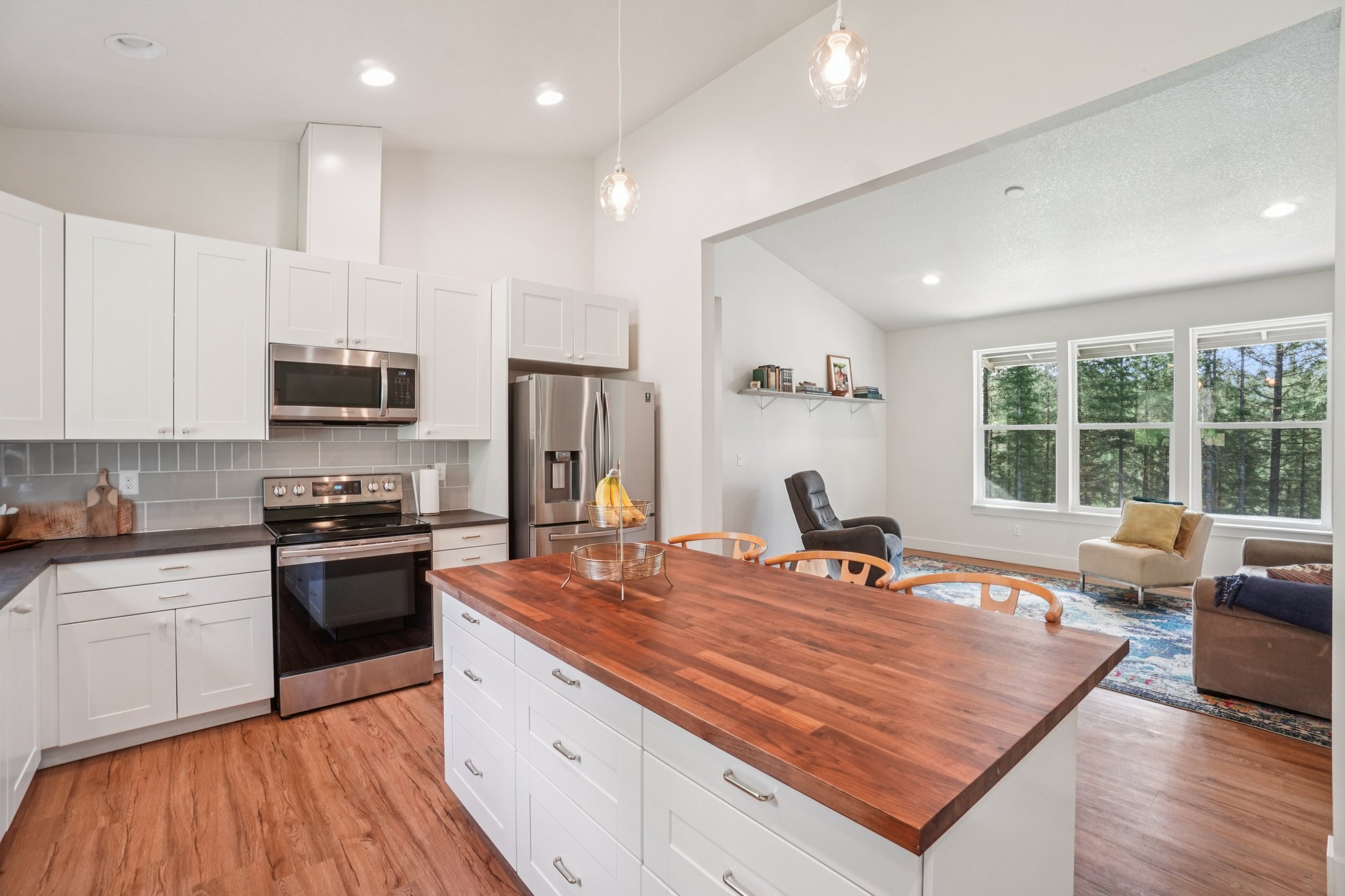 NE Sunset Falls Rd-S1104-023.jpg