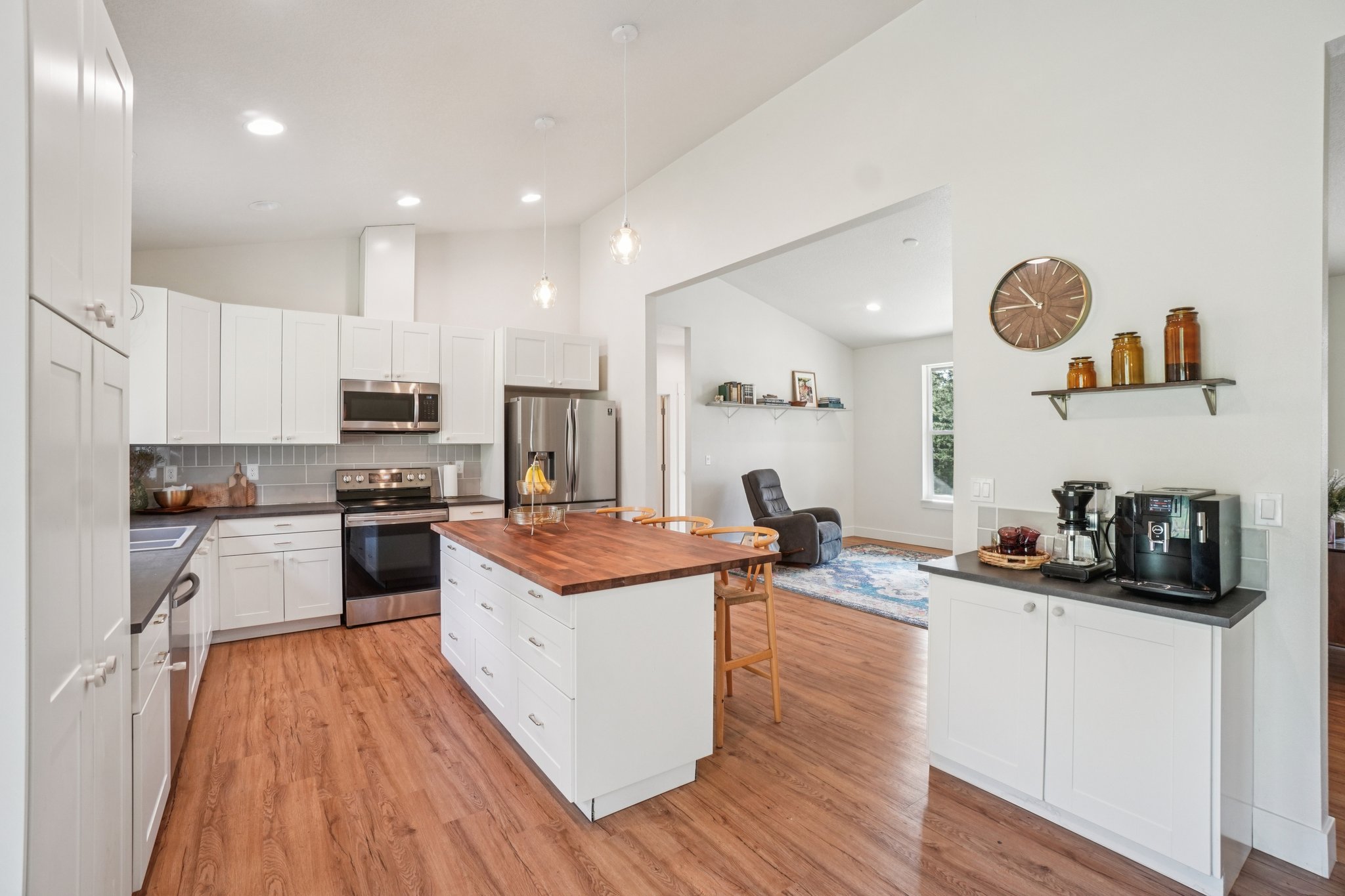 NE Sunset Falls Rd-S1104-025.jpg