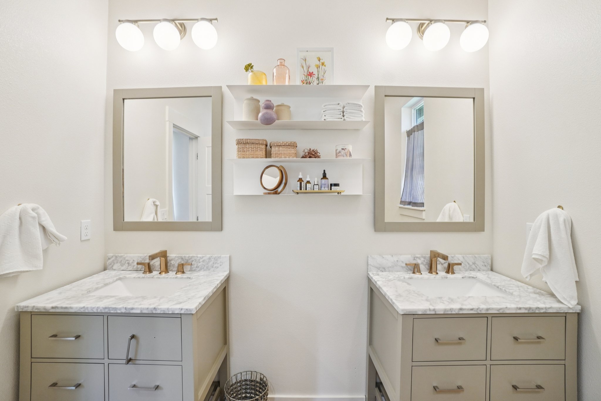 NE Sunset Falls Rd-S1104-039.jpg