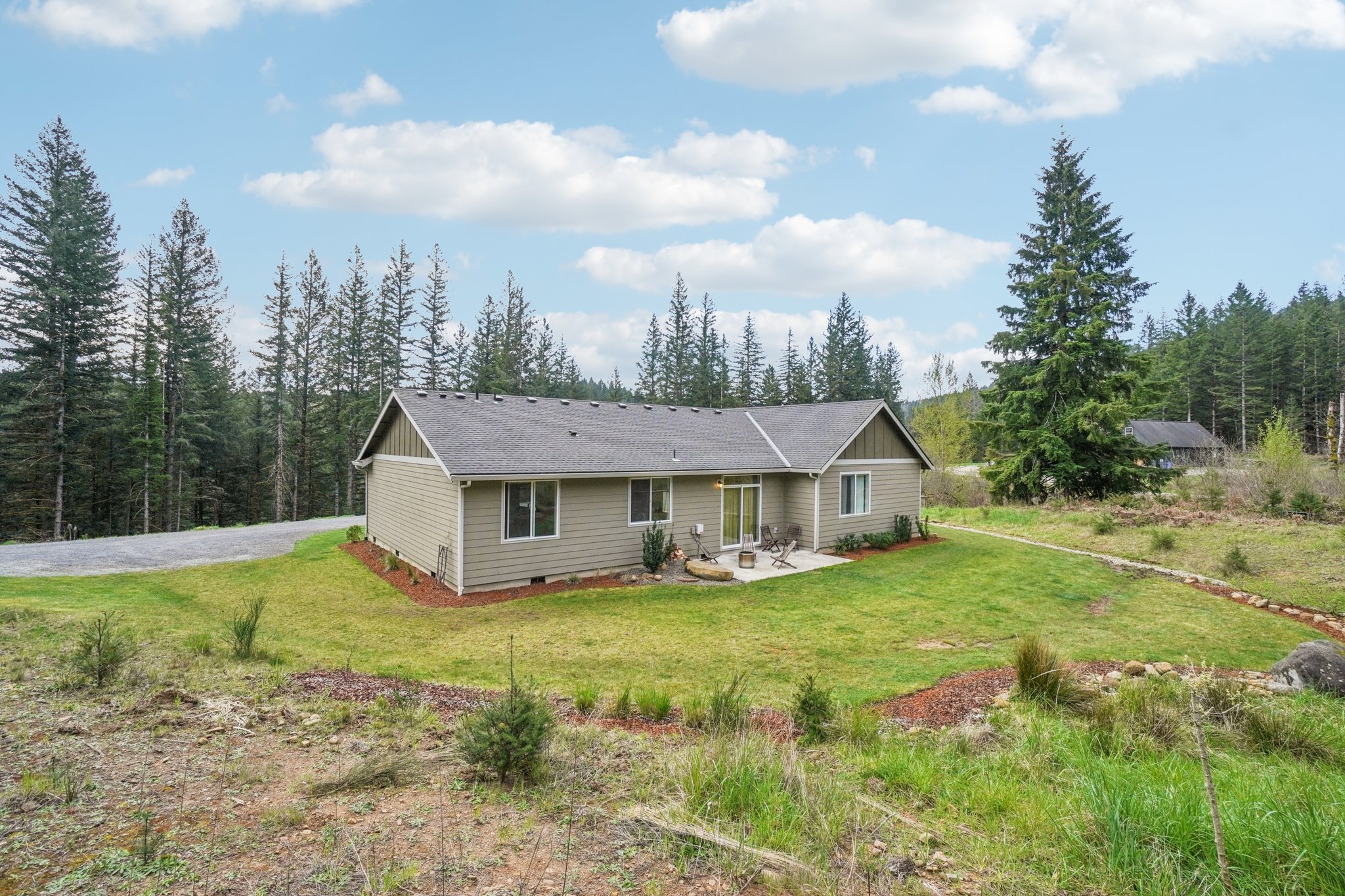 NE Sunset Falls Rd-S1104-053.jpg