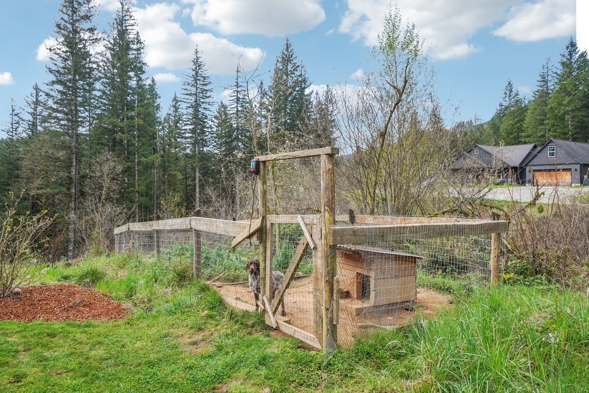 NE Sunset Falls Rd-S1104-058.jpg