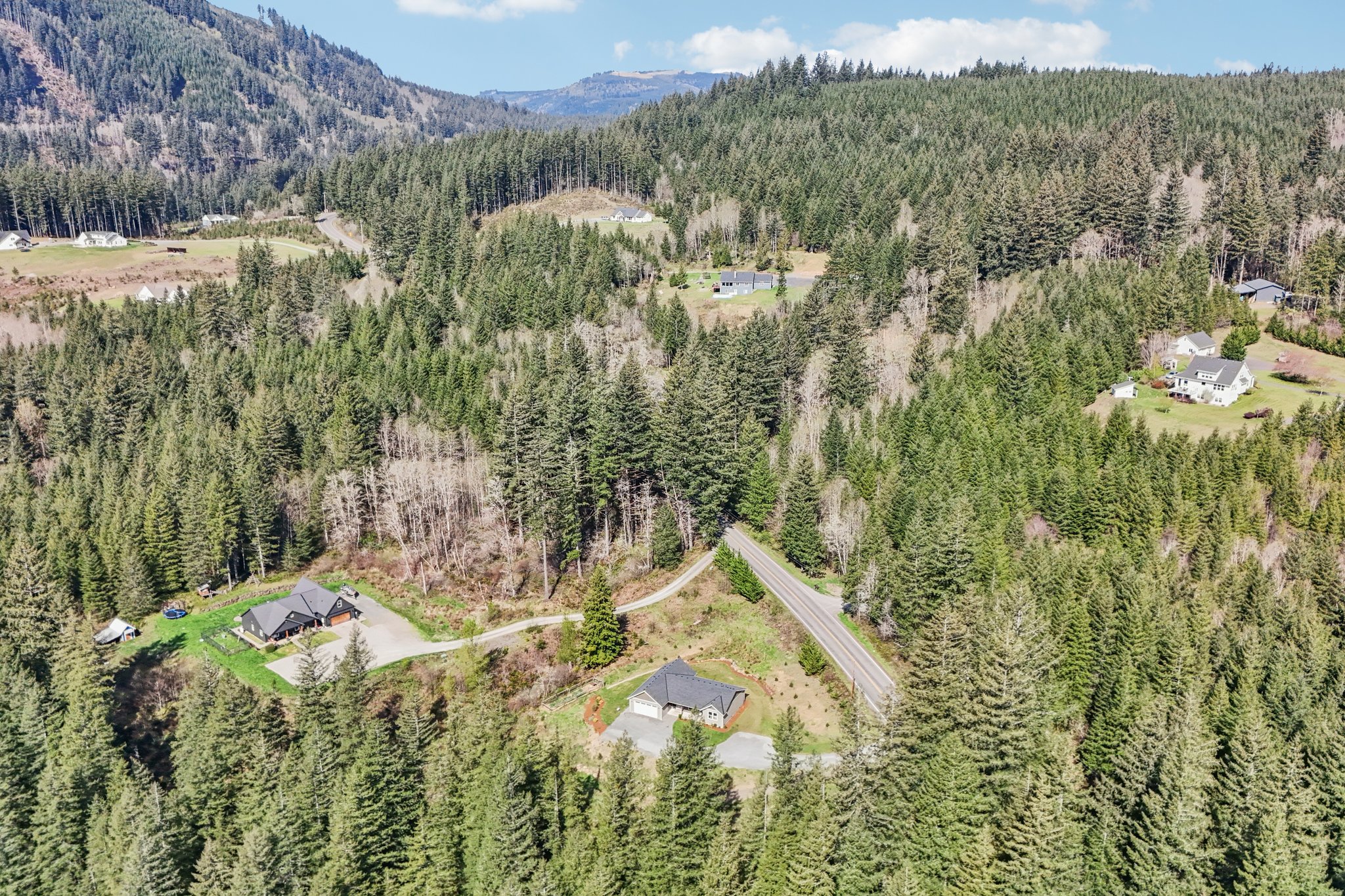 NE Sunset Falls Rd-S1104-070.jpg