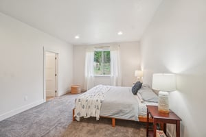 NE Sunset Falls Rd-S1104-033.jpg