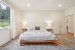 NE Sunset Falls Rd-S1104-035.jpg