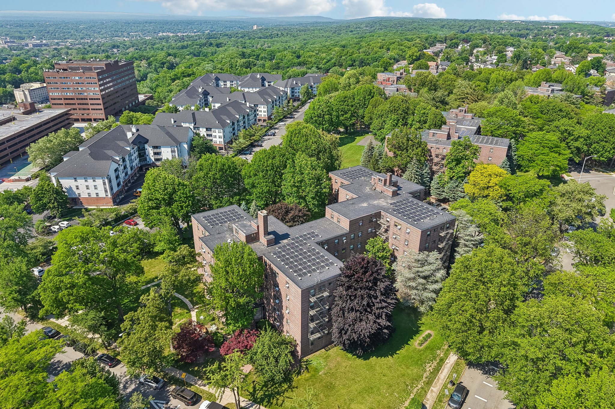 Edwin Ave 4H-S1905-025.jpg