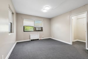 Edwin Ave 4H-S1905-009.jpg
