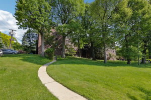 Edwin Ave 4H-S1905-019.jpg
