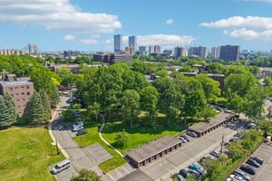 Edwin Ave 4H-S1905-022.jpg