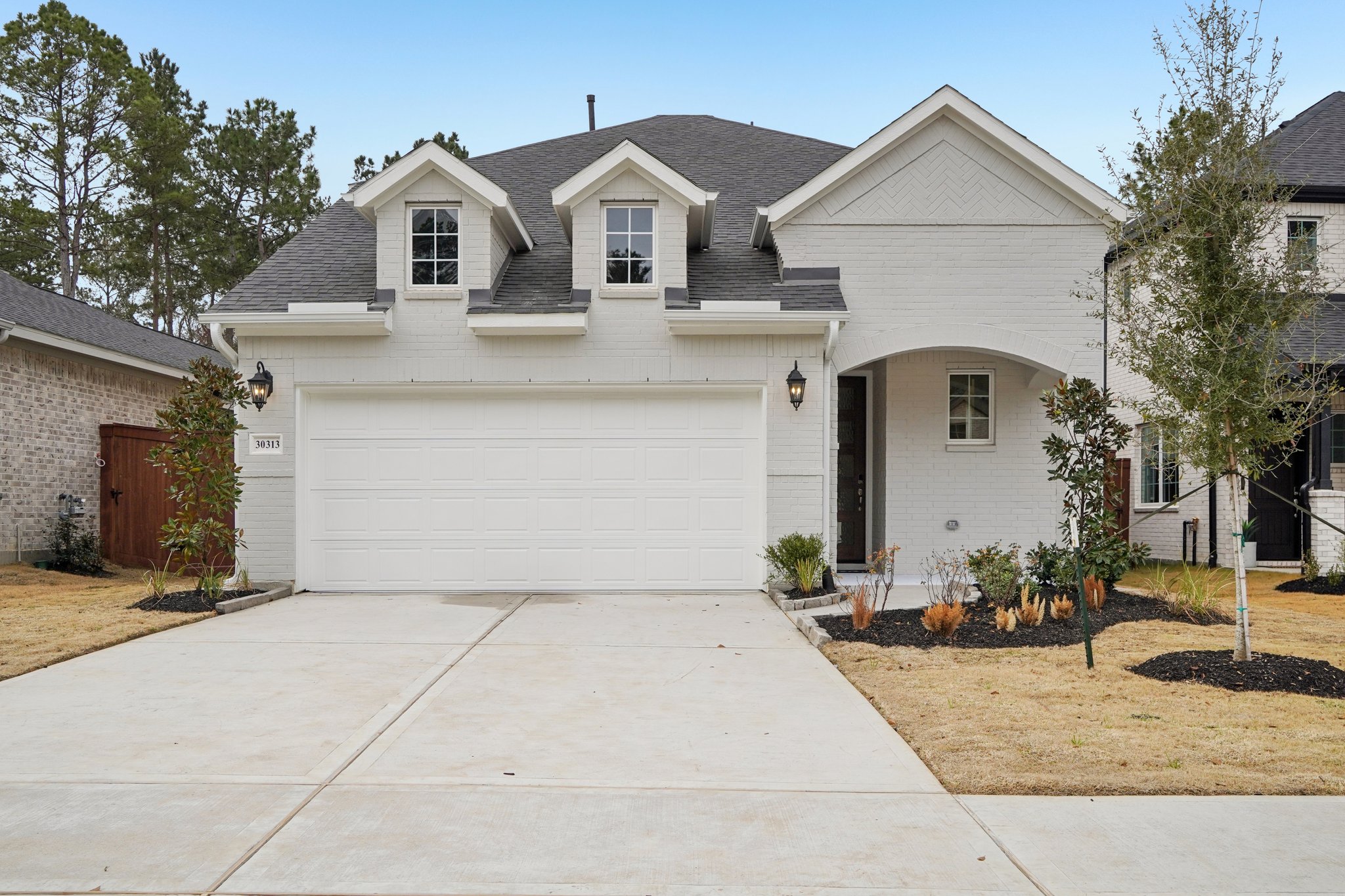 Ruby Frst Ct-S1102-002.jpg