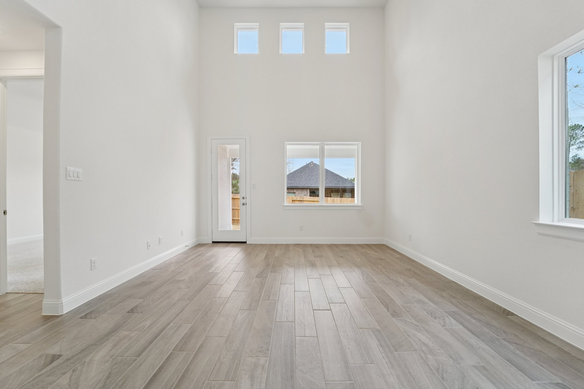 Ruby Frst Ct-S1102-007.jpg