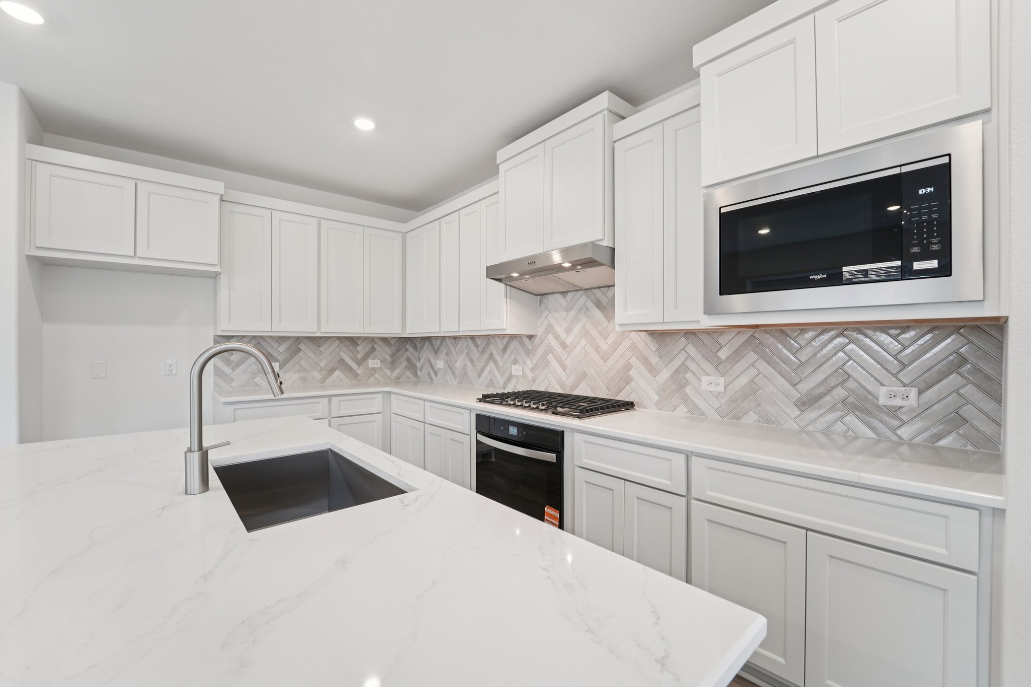 Ruby Frst Ct-S1102-016.jpg