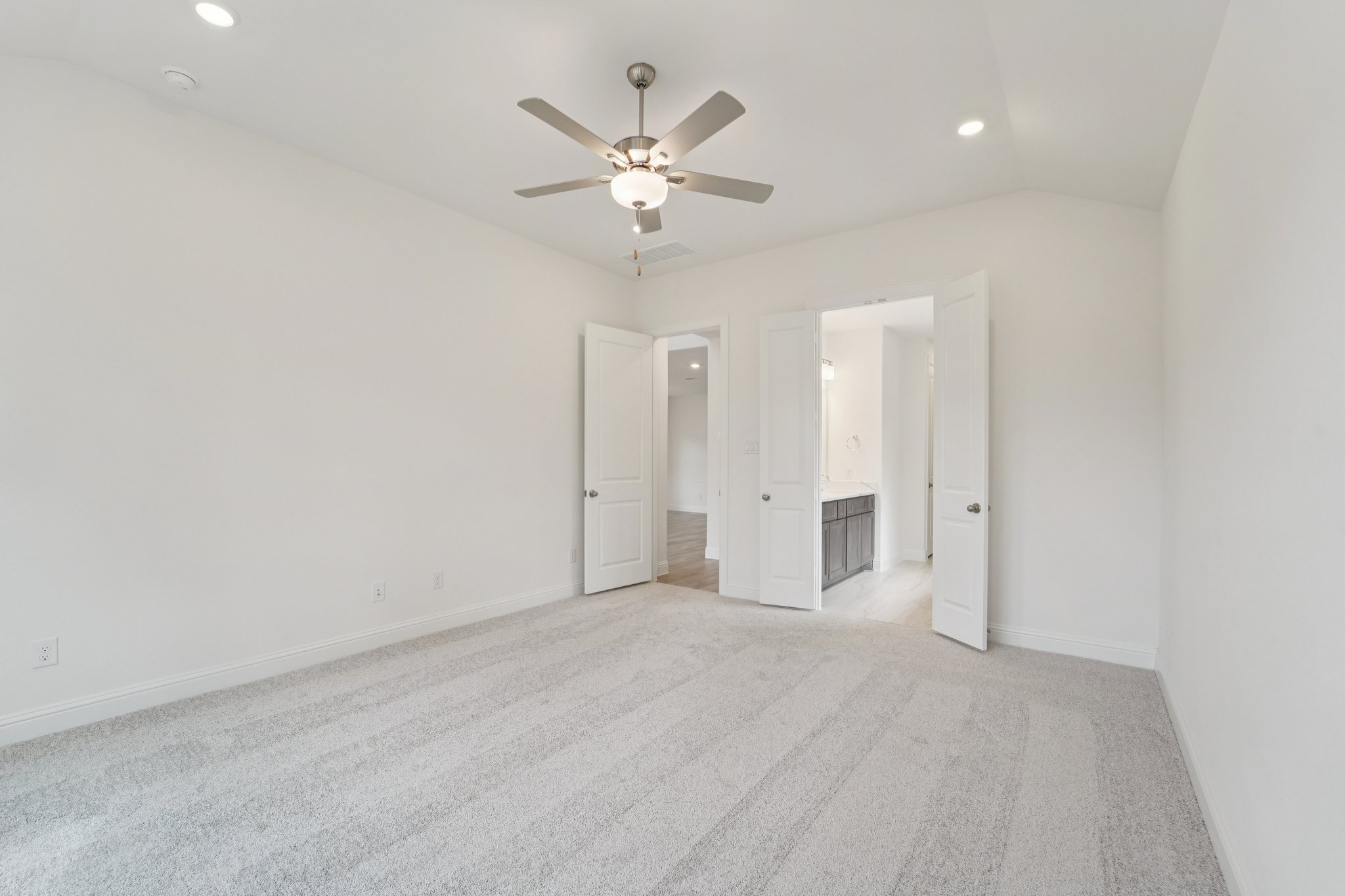 Ruby Frst Ct-S1102-028.jpg