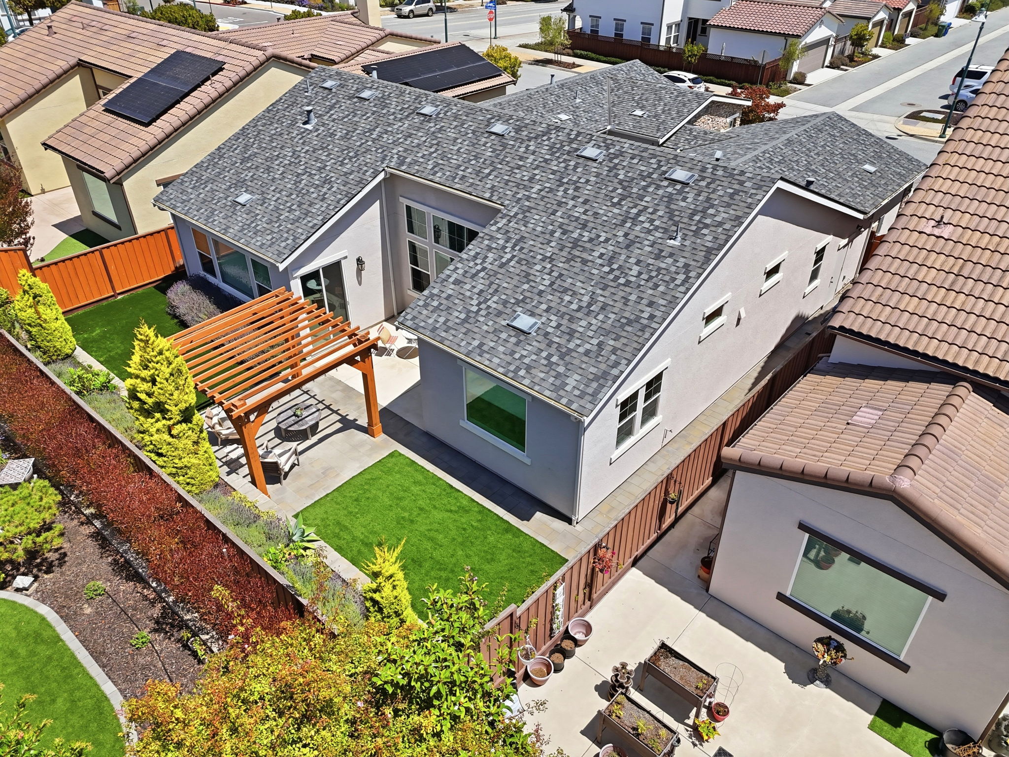 016_F8_AERIAL_3033 Andesite