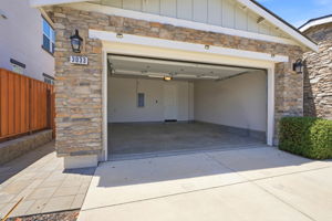 052_F8_3033 Andesite Dr