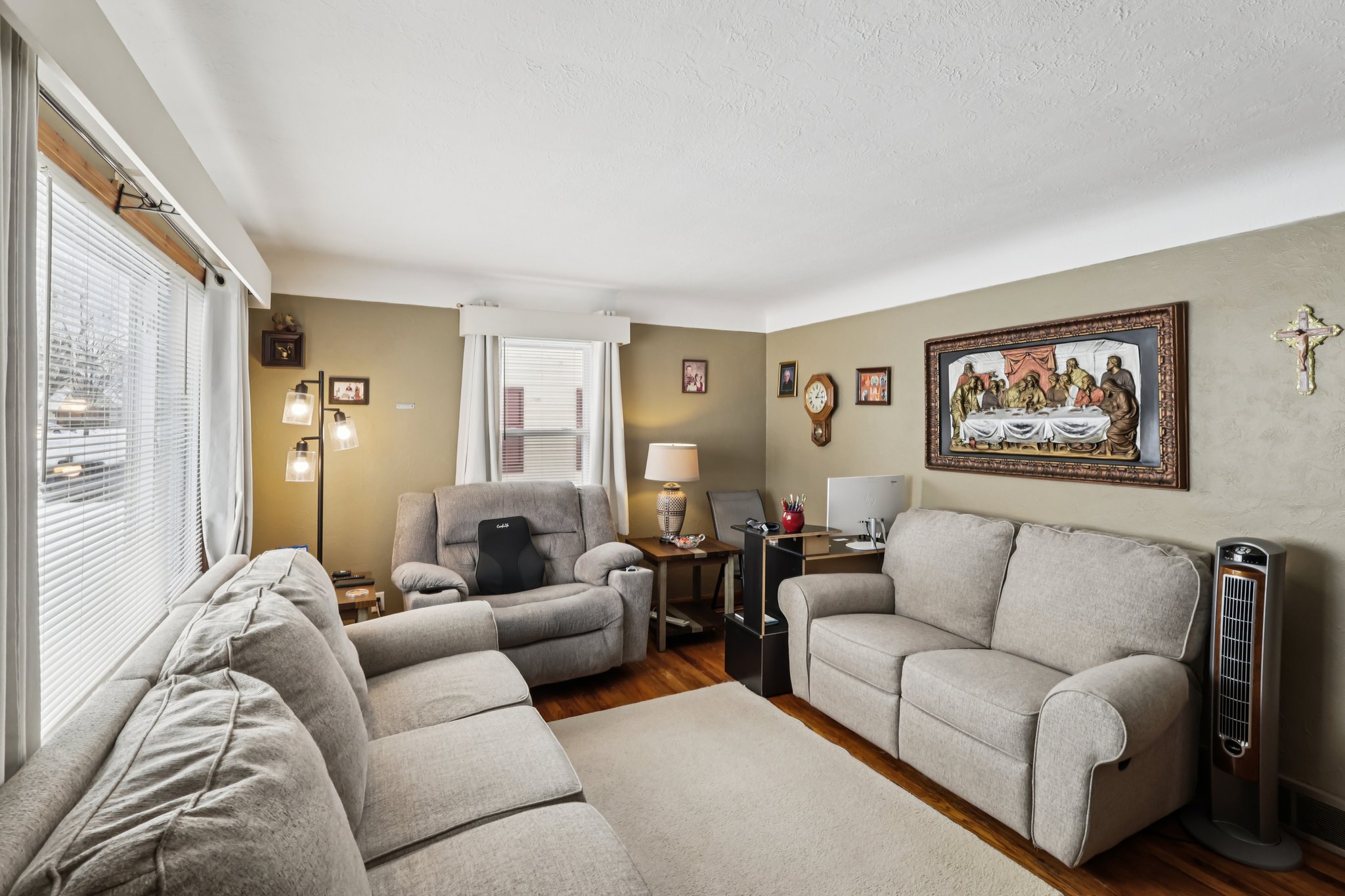 Avon Blvd-S2901-009.jpg