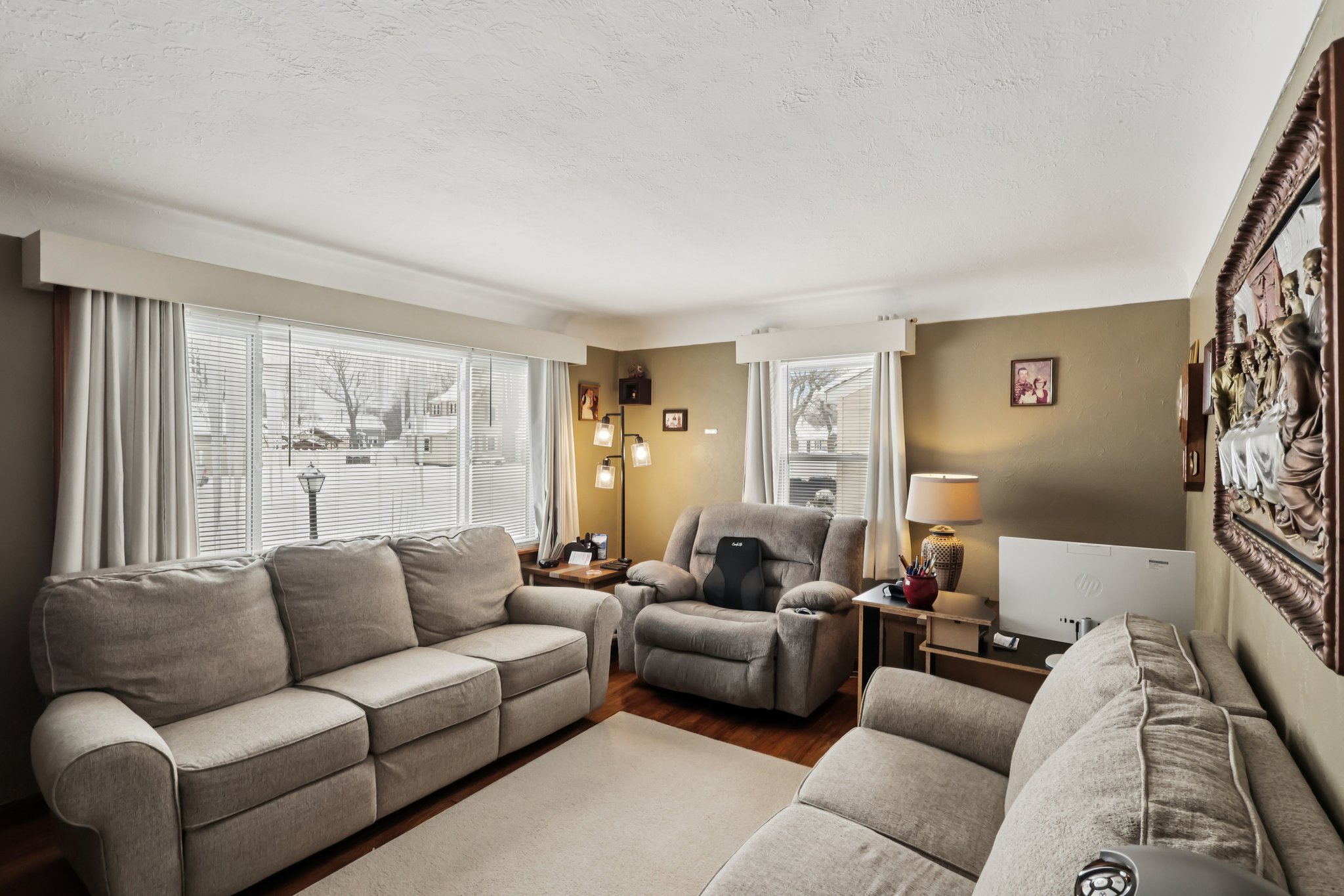 Avon Blvd-S2901-010.jpg