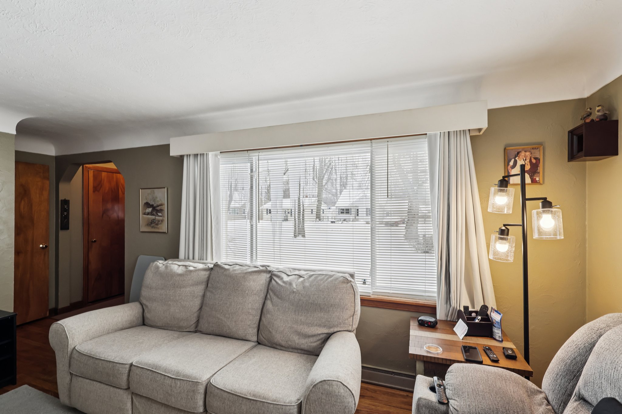 Avon Blvd-S2901-011.jpg