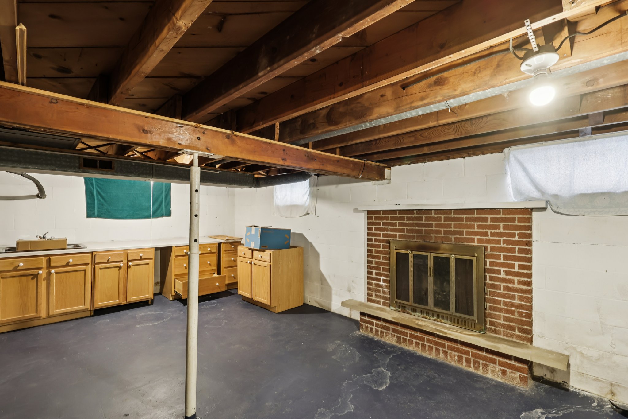 Avon Blvd-S2901-033.jpg