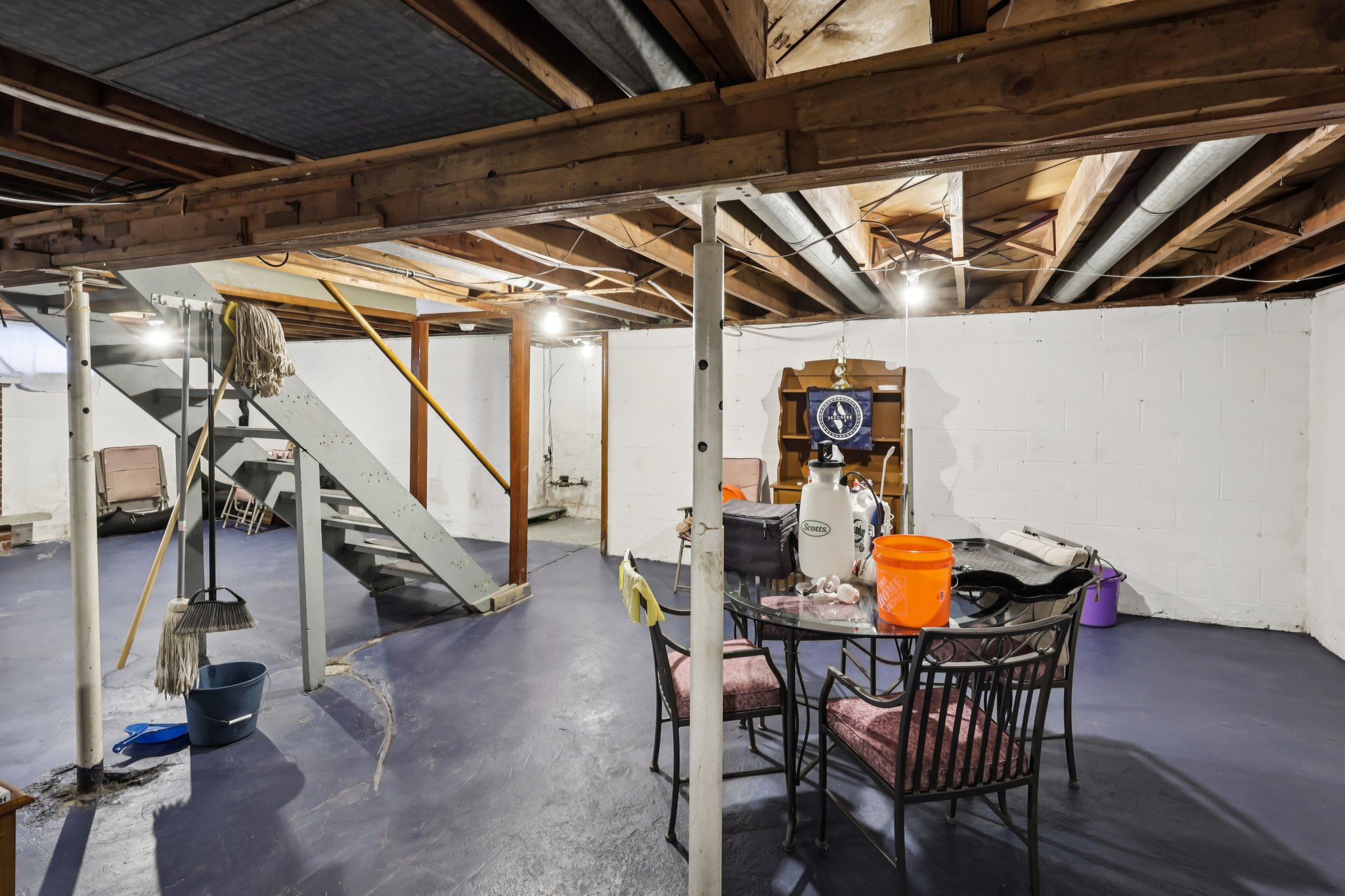 Avon Blvd-S2901-039.jpg