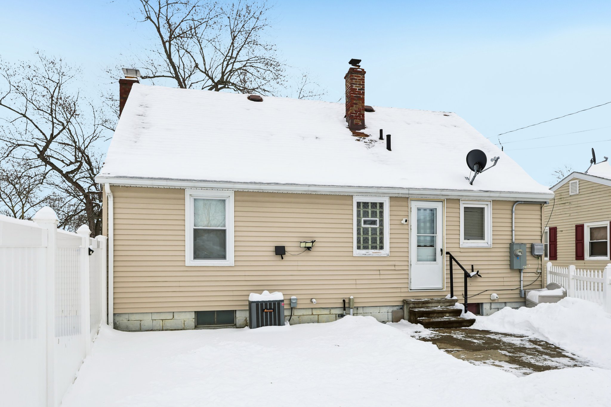 Avon Blvd-S2901-051.jpg