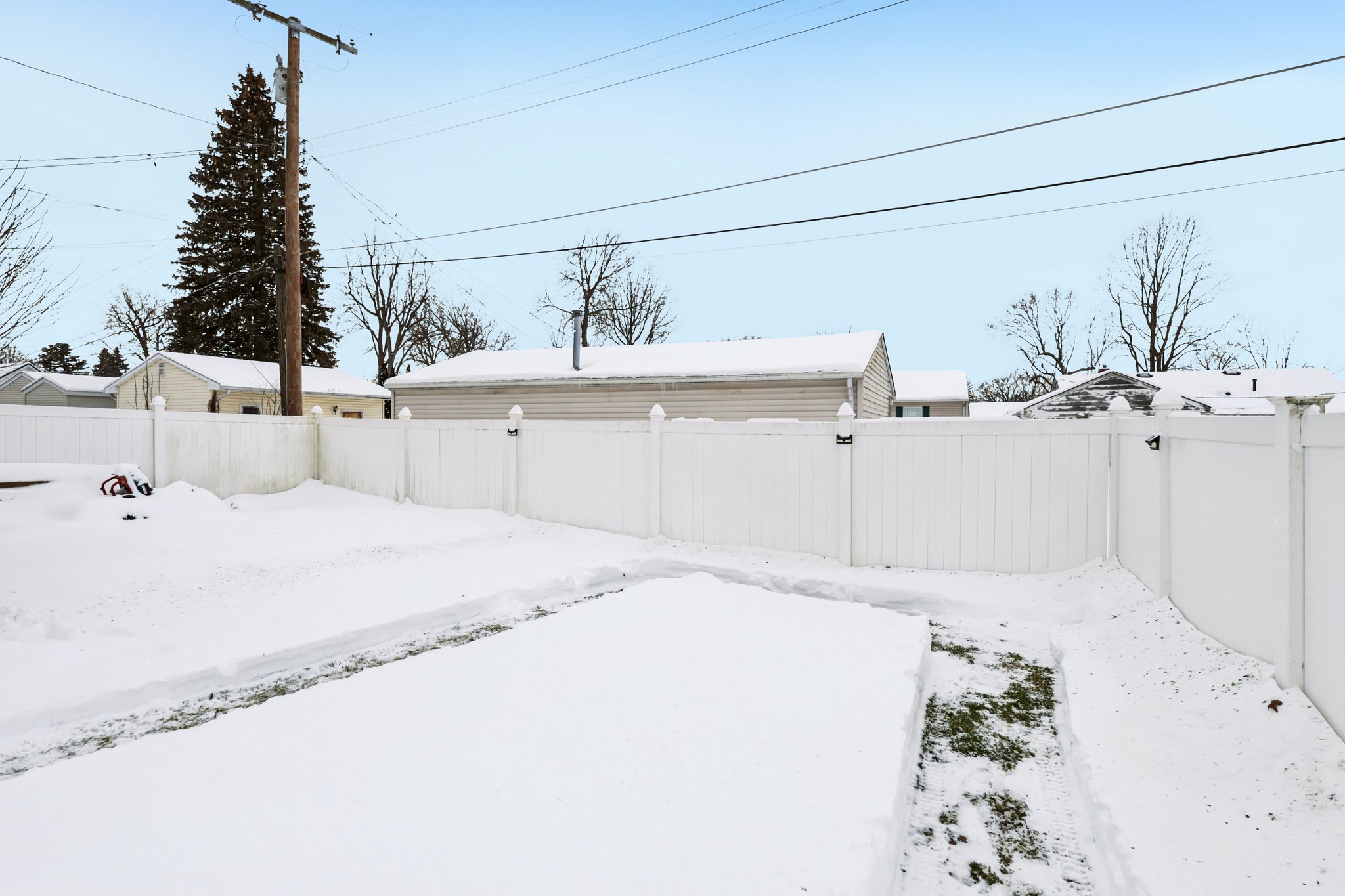 Avon Blvd-S2901-052.jpg