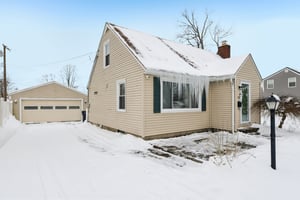 Avon Blvd-S2901-002.jpg