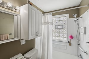 Avon Blvd-S2901-020.jpg