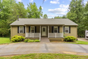 3033 State Park Rd, Greenville, SC 29609, USA Photo 0