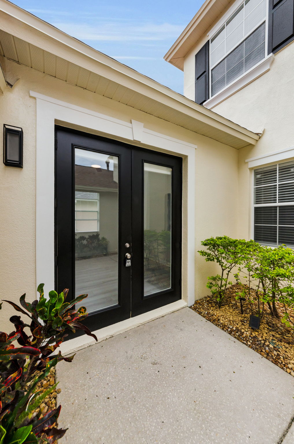 Guest Suite Entry 1