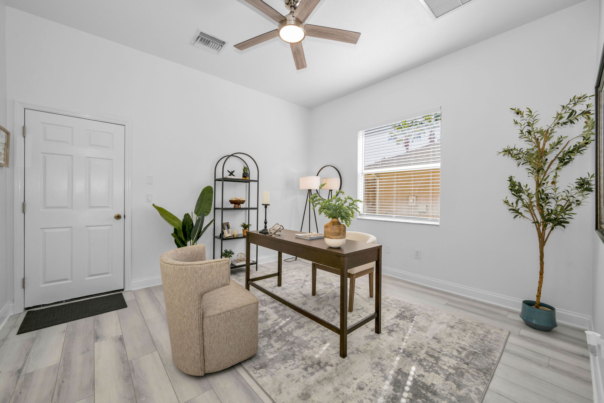 Lower Level Office 1a