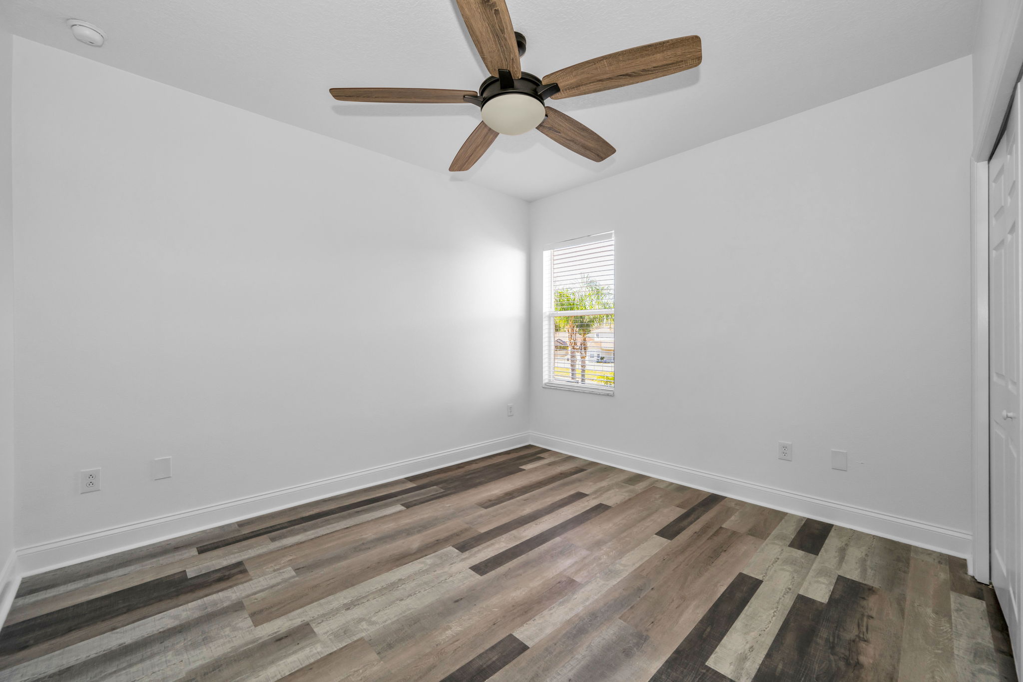 Upper Level Bedroom 2a