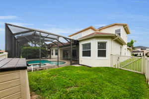 Fenced Yard 1