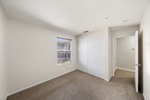  Photo 37