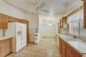 W Latham St-012
