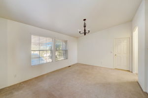 W Latham St-009