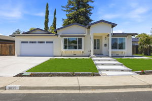  Photo 0