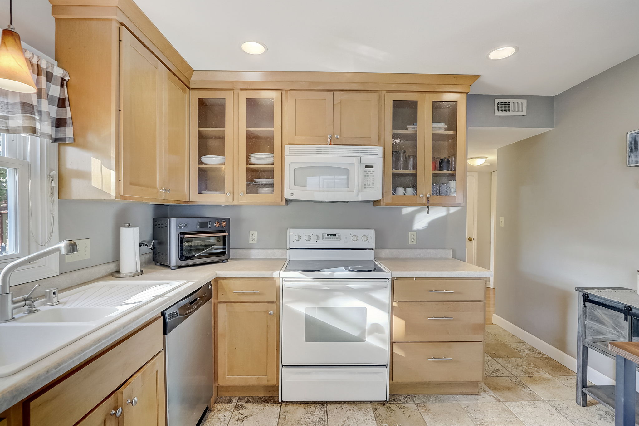 N 88th St-013