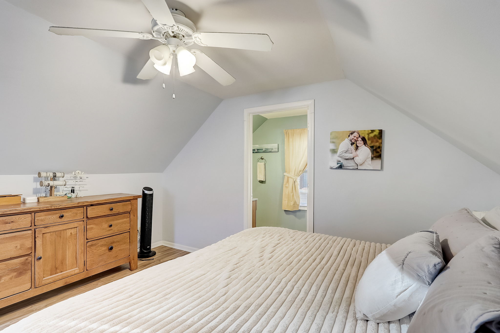 N 88th St-026