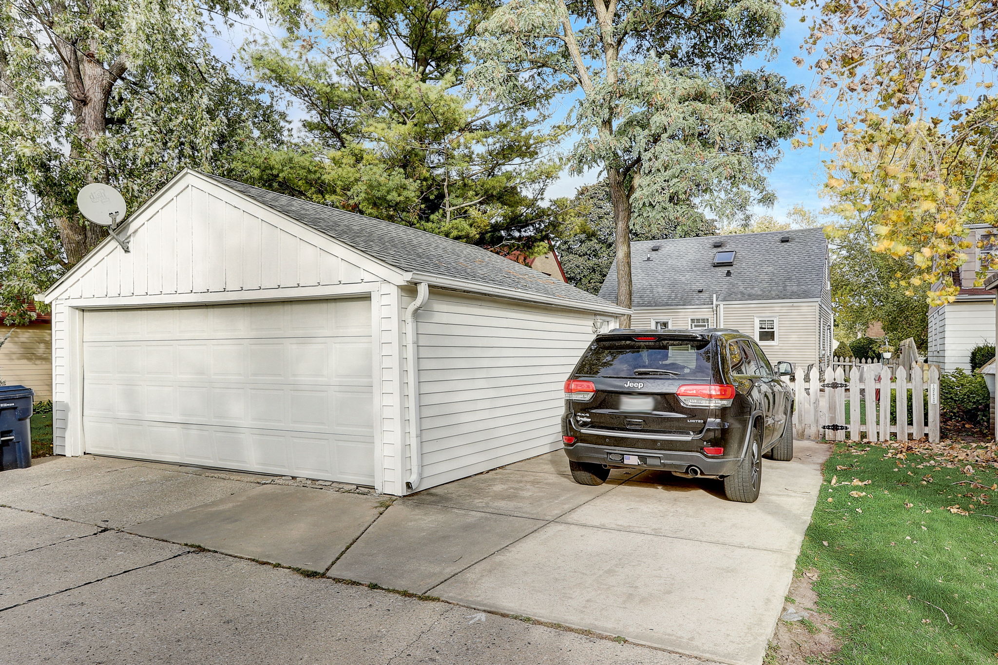 N 88th St-040