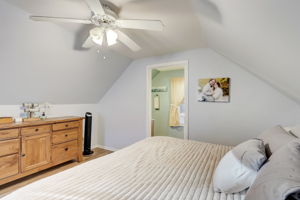 N 88th St-026